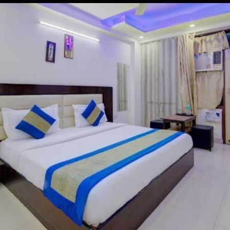 Hotel O Sweet Palace New Delhi Exterior photo